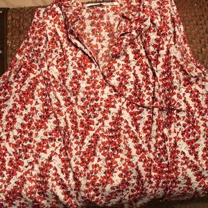 Beautiful sleeveless blouse